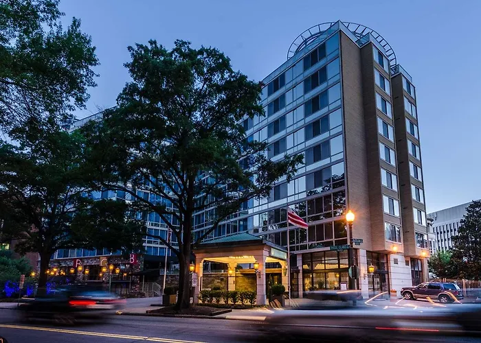 Beacon Hotel & Corporate Quarters