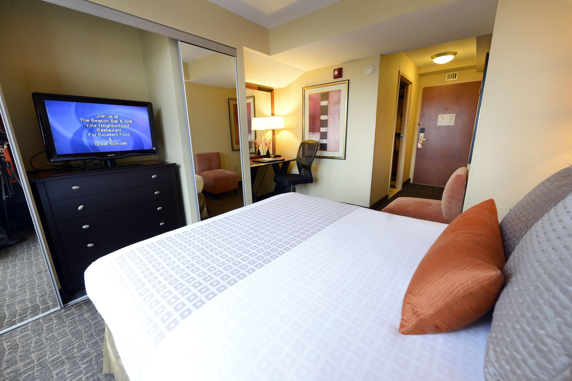 Beacon & Corporate Quarters 4*